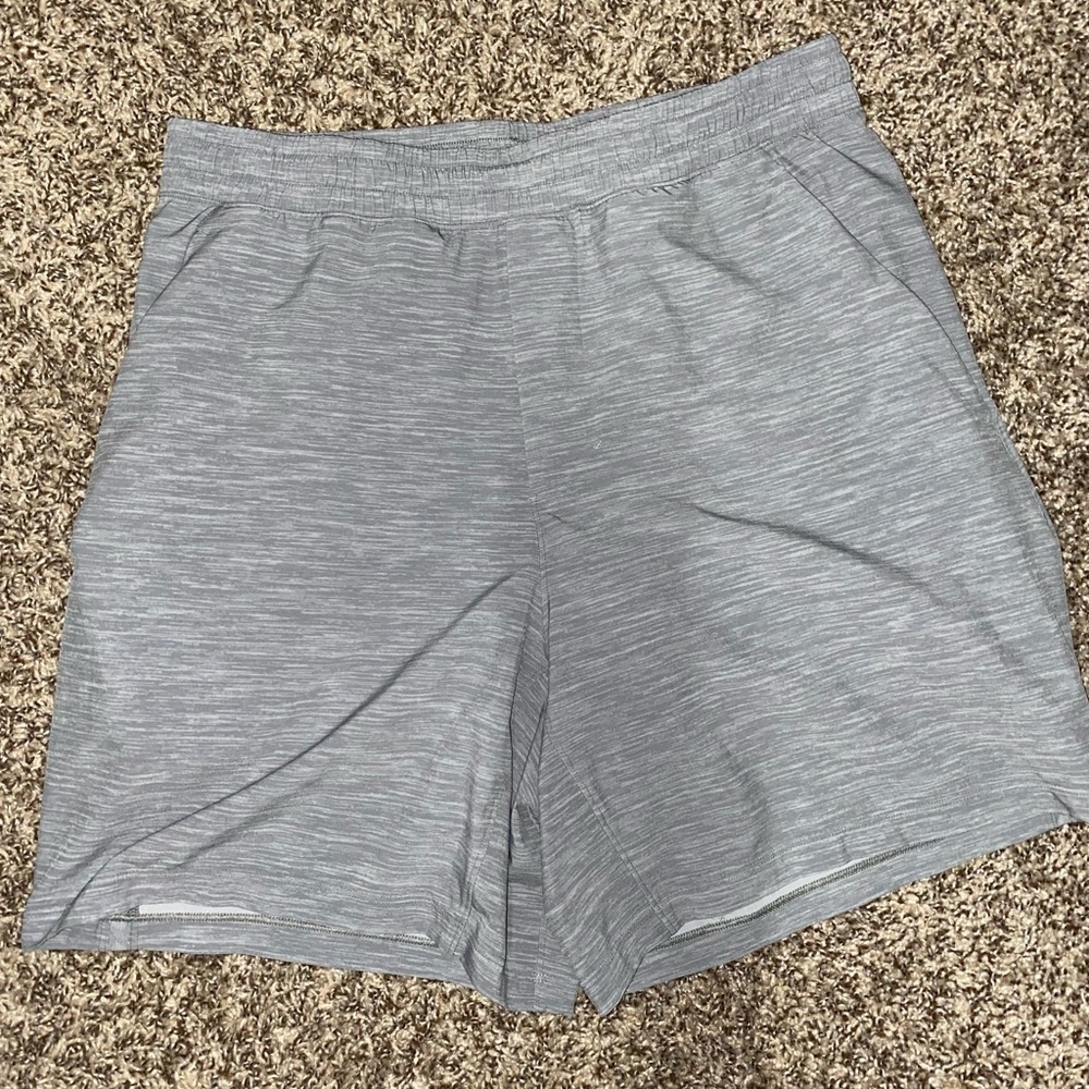 Men’s LULULEMON PACE BREAKER 7” SHORTS MINT L